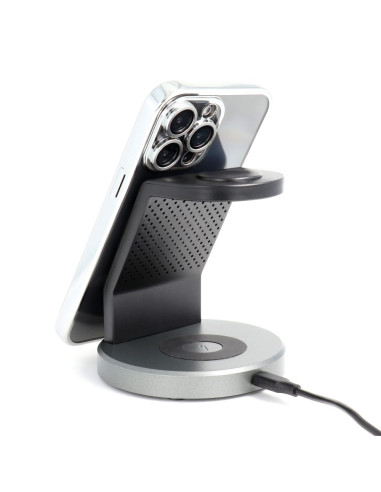 ELECTRO MAG COVER case compatible with MagSafe for IPHONE 16 silver