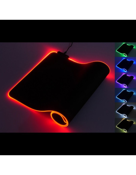 Tapis de souris et souris pour joueurs 800x300x3mm / noir / LED RGB 10 modes